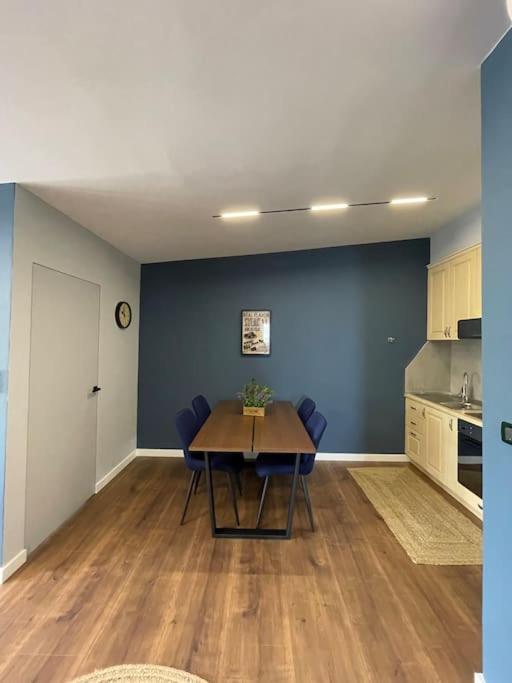 Apartmán Voyage Penthouse Tirana Exteriér fotografie