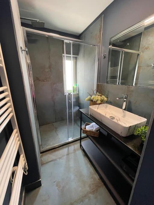 Apartmán Voyage Penthouse Tirana Exteriér fotografie