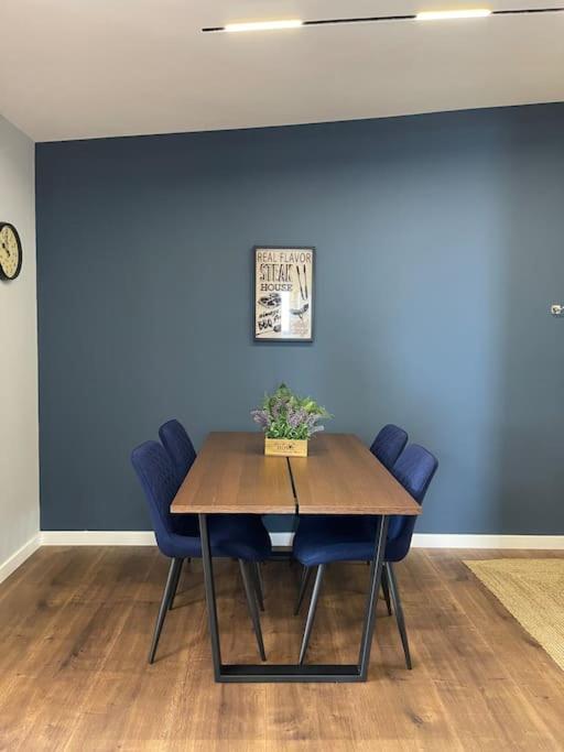 Apartmán Voyage Penthouse Tirana Exteriér fotografie